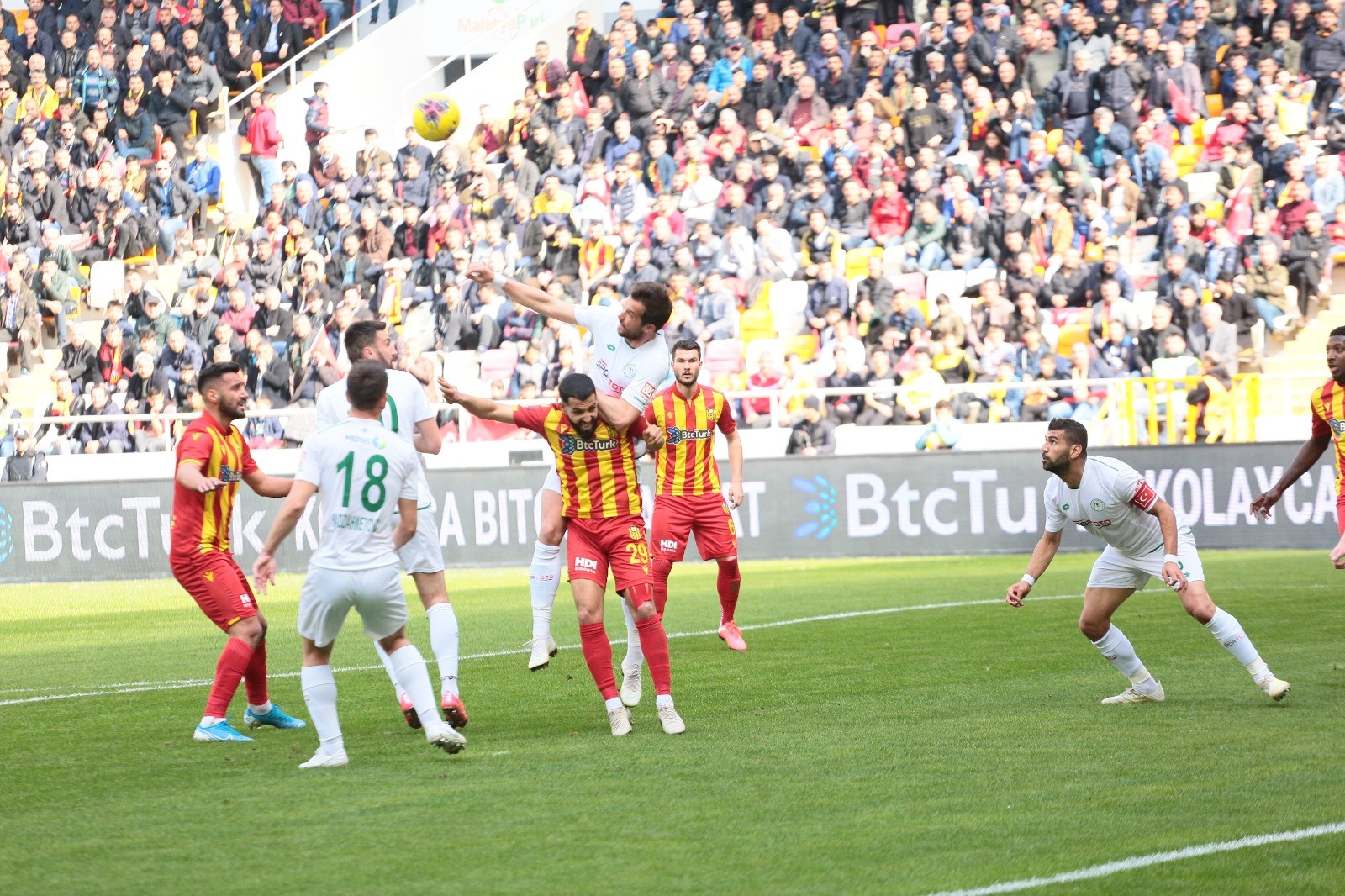 Yeni Malatyaspor-Konyaspor maçından kareler 27
