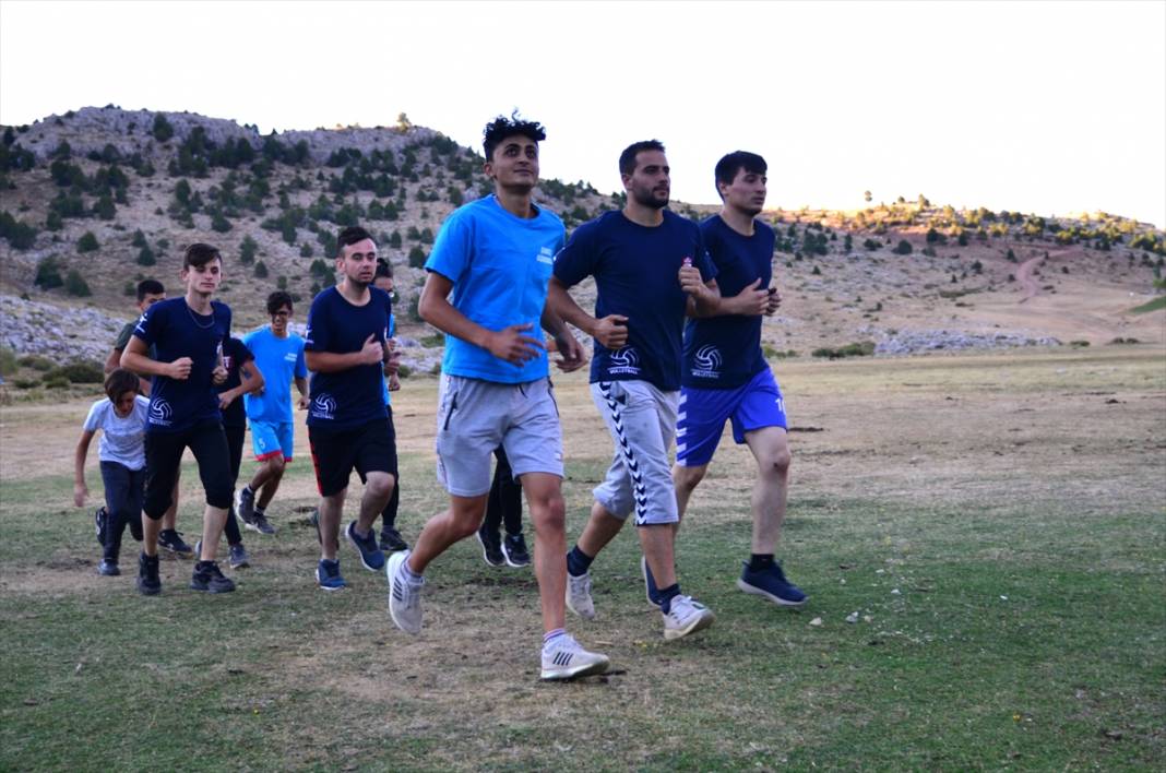 Konya'da voleybol tutkunu köyün 2. lig takımı, yeni sezona imkansızlıklarla hazırlanıyor 1