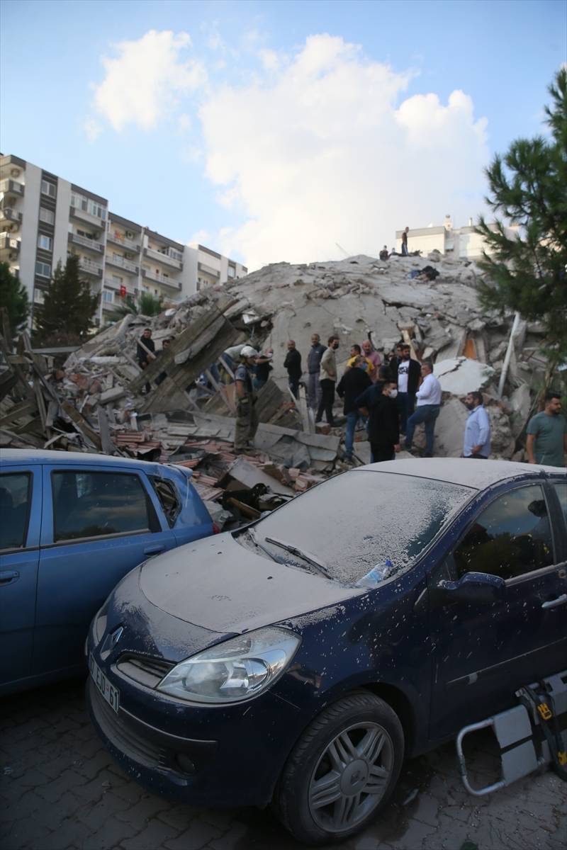 Depremin yaşandığı İzmir'den fotoğraflar 22