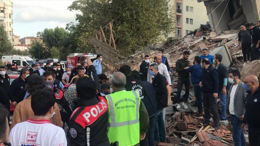 Depremin yaşandığı İzmir'den fotoğraflar 28