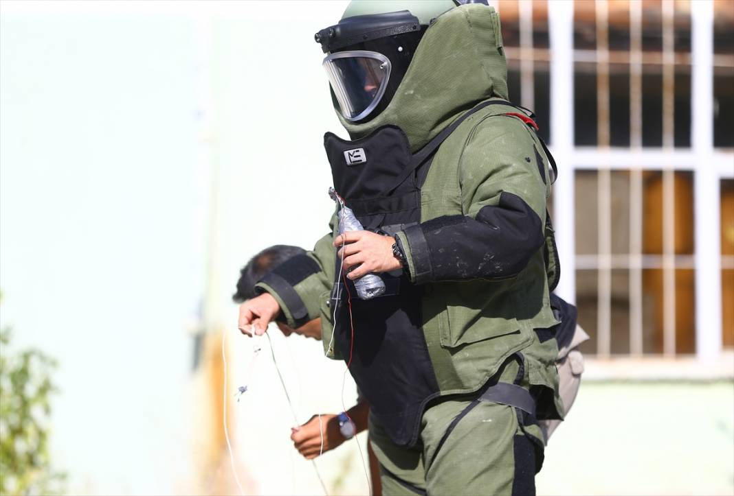 Konya'da emniyet teşkilatının fünyenin ucundaki kahramanları: Bomba imha ekipleri 1