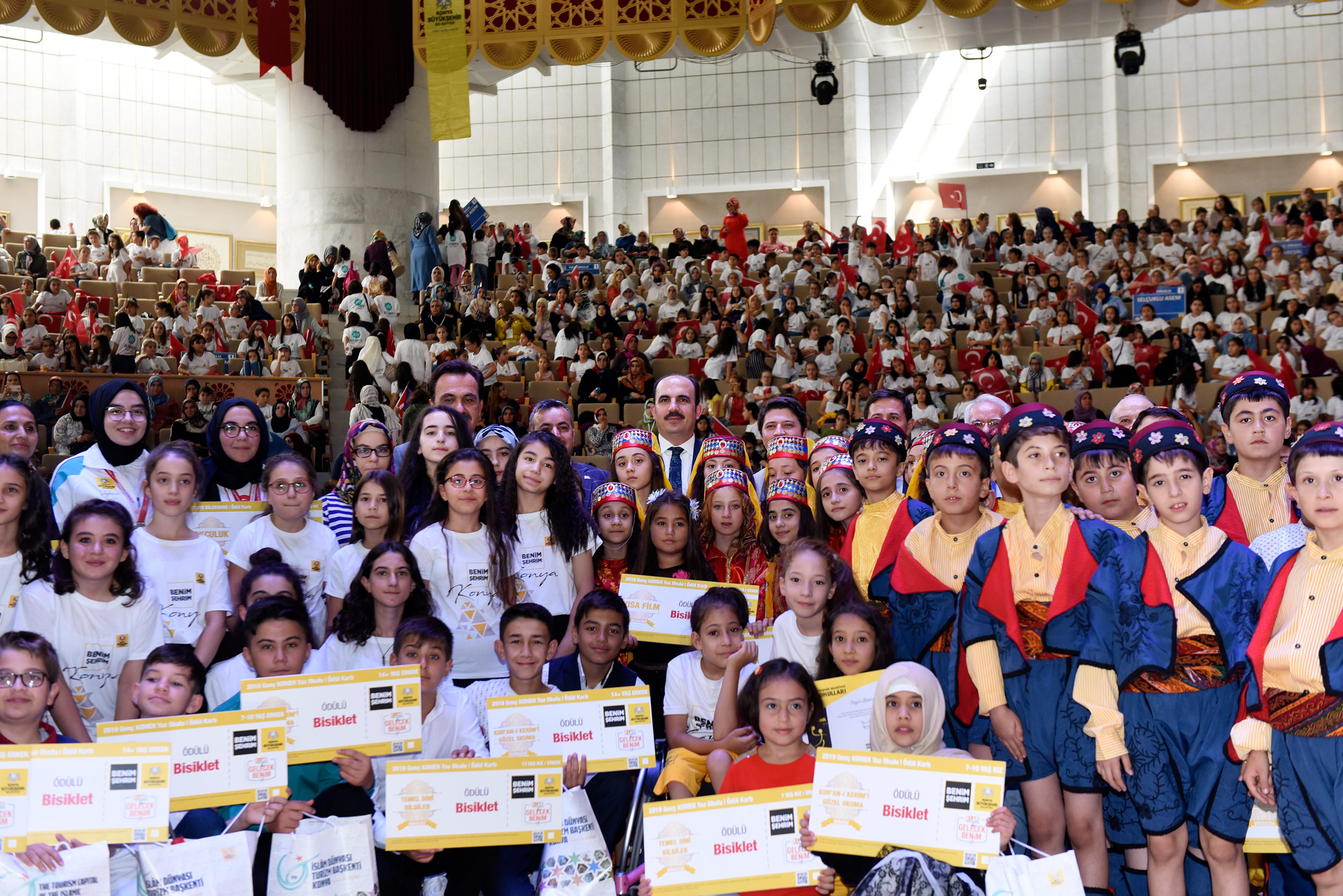Konya Büyükşehir Belediyesi Yaz Okullarından coşkulu final 8