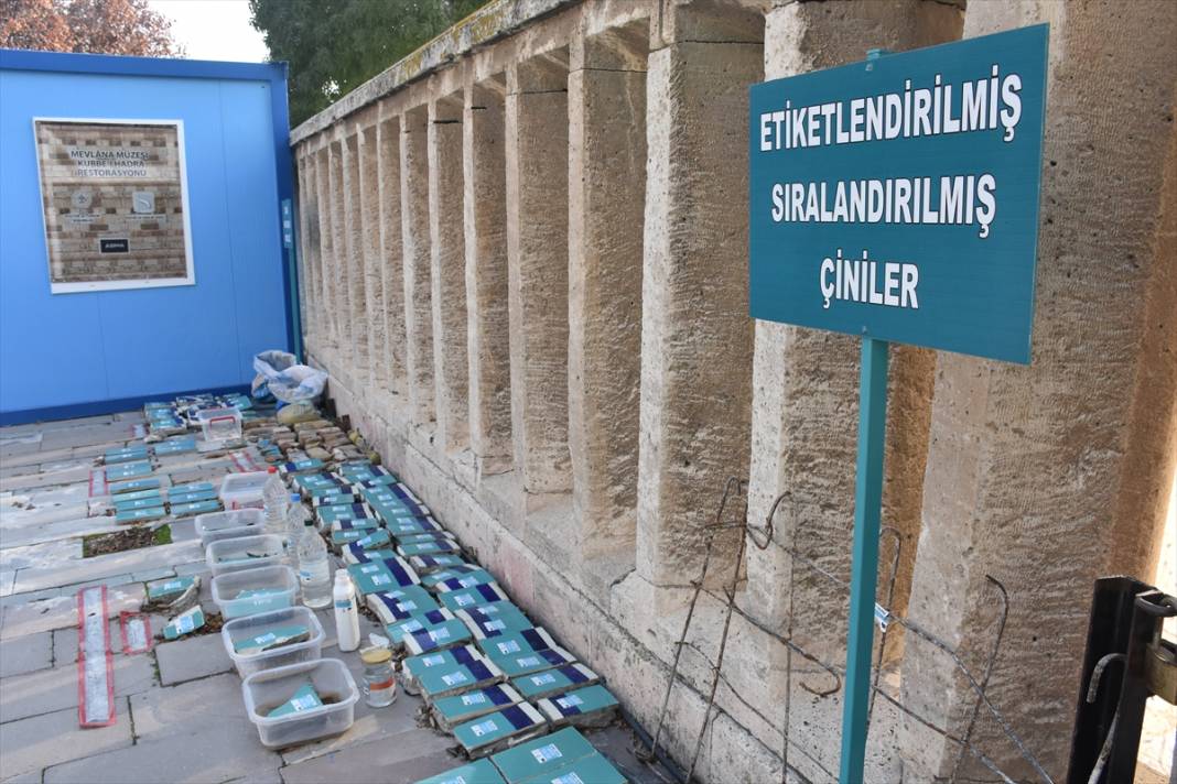 Mevlana Müzesi'nin turkuaz kubbesi "100 ton yük"ten kurtarıldı 12
