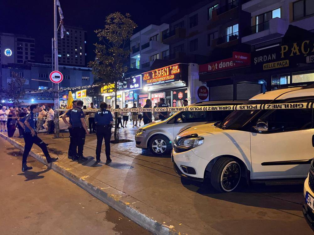 Motosikletli ve maskeli kişiler restorana ateş açtı: 1 ölü! 2