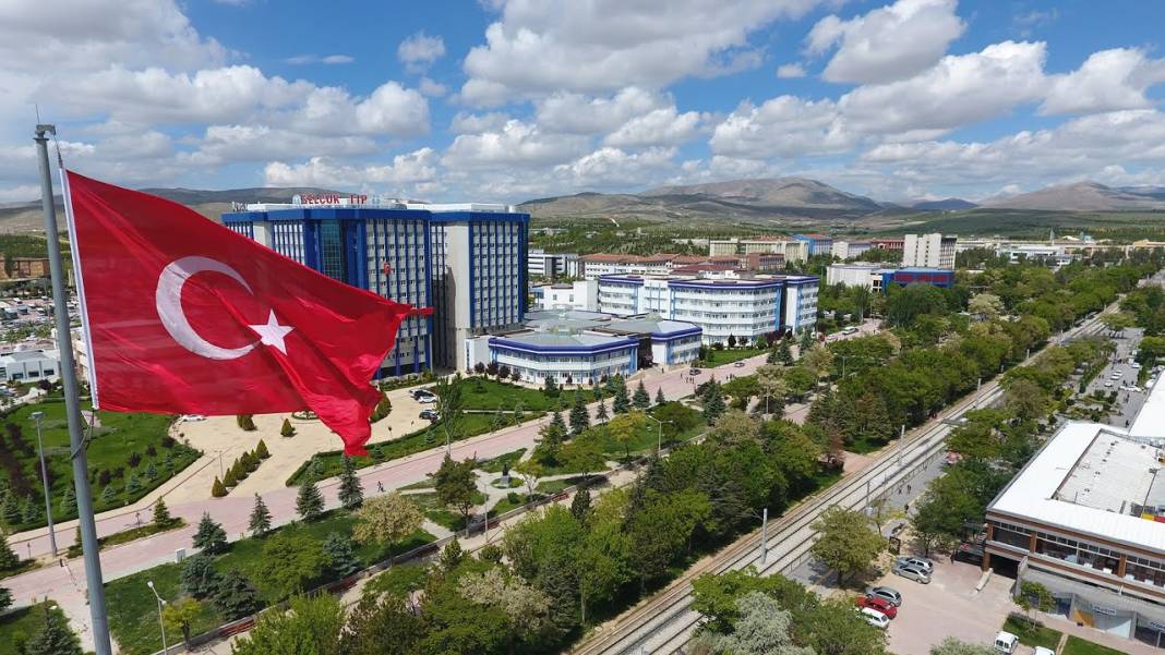 Selçuk Üniversitesi 71 personel alacak! İşte ayrıntılar 8