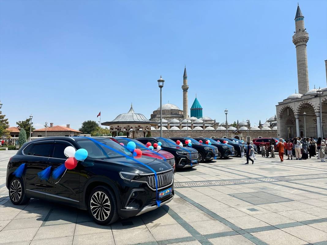 Konya’da 21 çocuk erkekliğe ilk adımını attı! Sünnet arabaları TOGG oldu 3