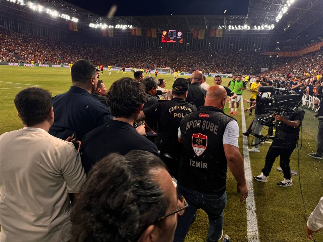 Olaylı Fenerbahçe - Göztepe maçında kazanan çıkmadı 12