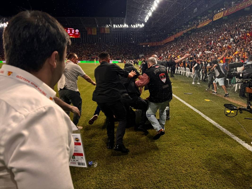 Olaylı Fenerbahçe - Göztepe maçında kazanan çıkmadı 14