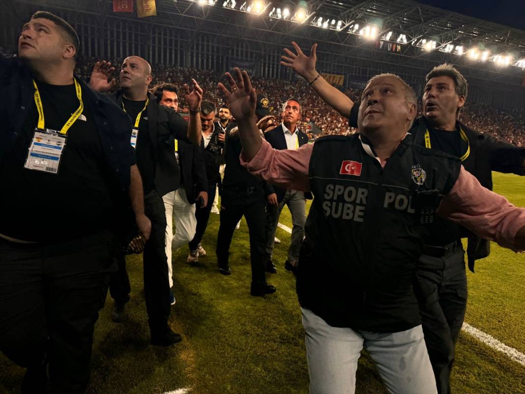 Olaylı Fenerbahçe - Göztepe maçında kazanan çıkmadı 16