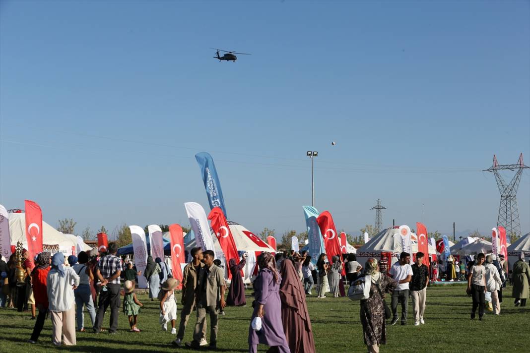 Malazgirt Zaferi'nin 953'üncü yıl dönümü! Konya ekibinin konseriyle başladı 10