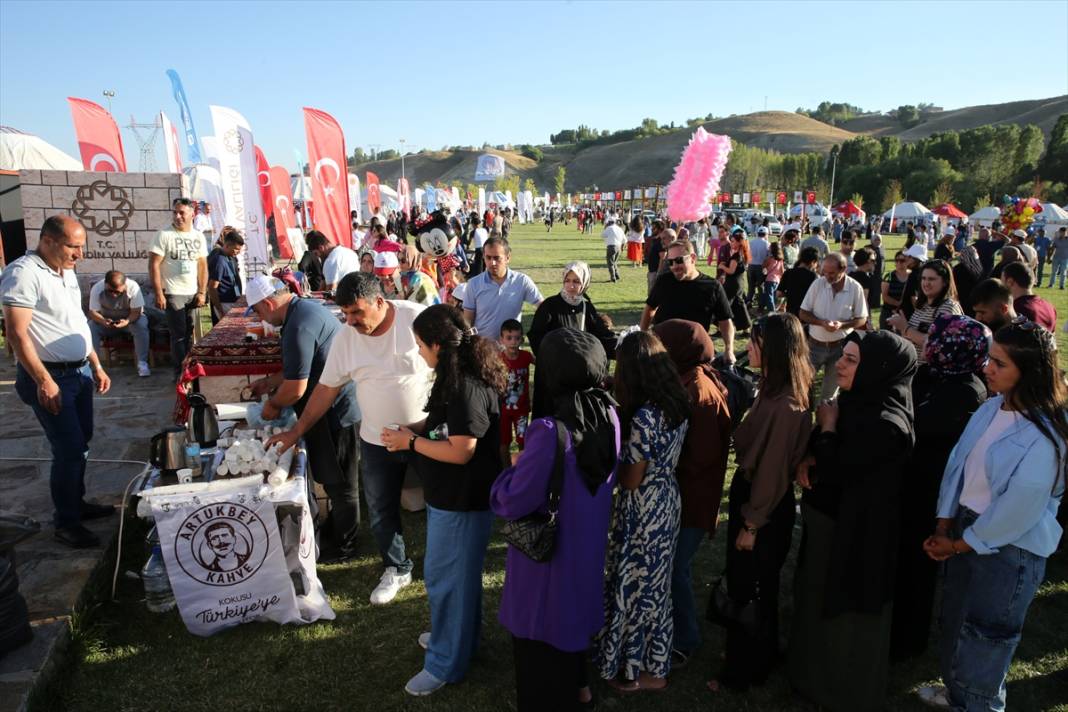 Malazgirt Zaferi'nin 953'üncü yıl dönümü! Konya ekibinin konseriyle başladı 9