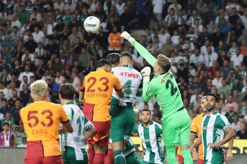 Konyaspor - Galatasaray maçından kareler 30