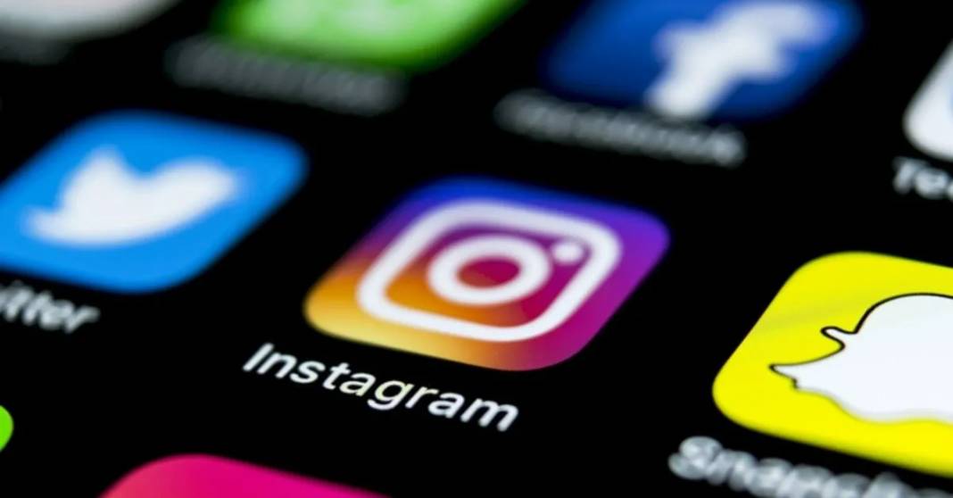 Instagram'a yeni özellik! Artık hikayelere yorum yapılabilecek 1