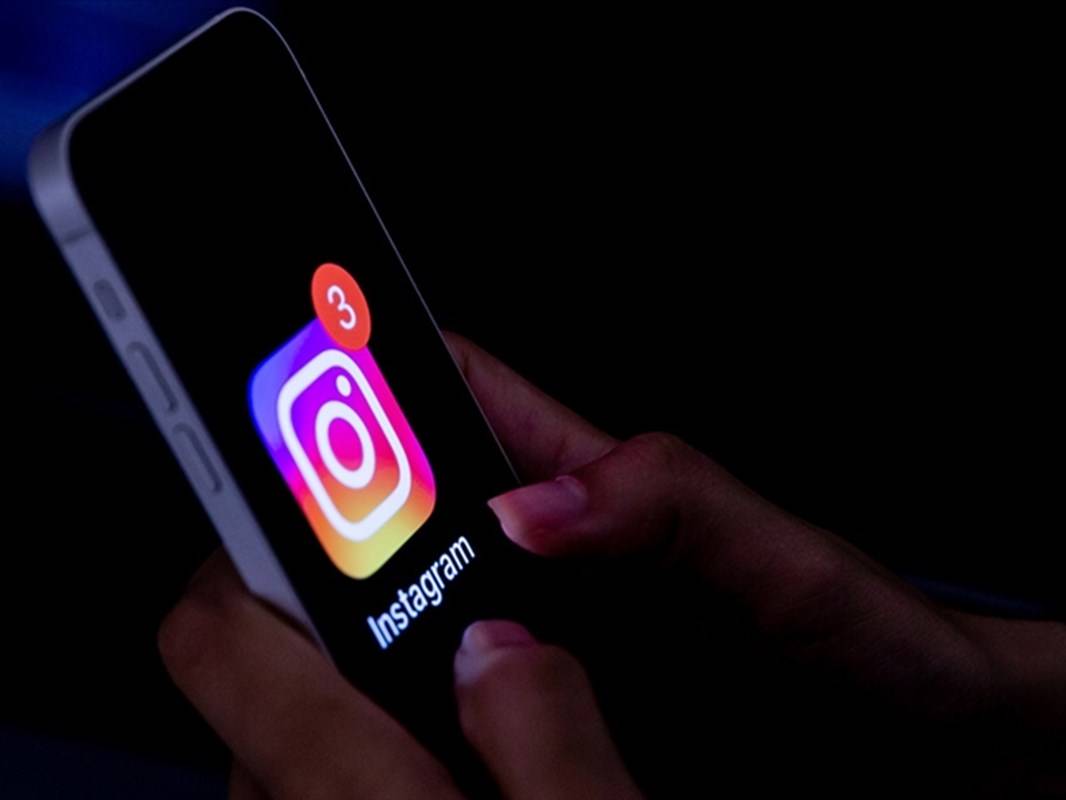 Instagram'a yeni özellik! Artık hikayelere yorum yapılabilecek 3