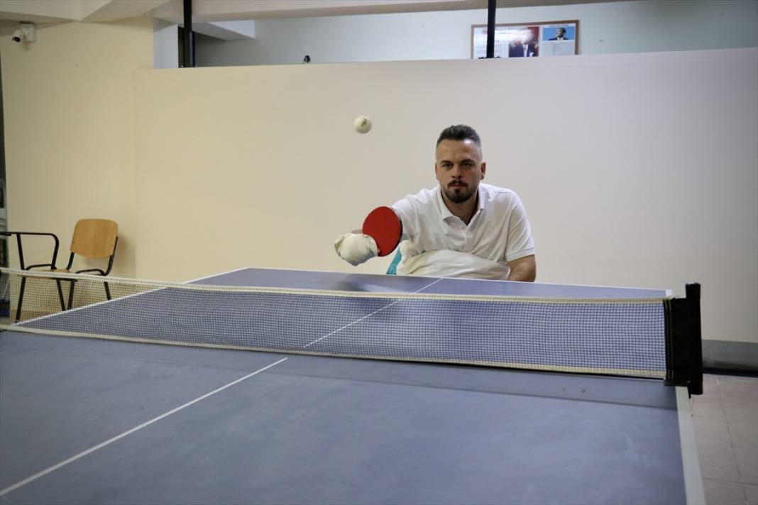 Trafik kazası sonrası felç geçiren sporcu, boccia ve masa tenisi ile hayata tutunuyor 3