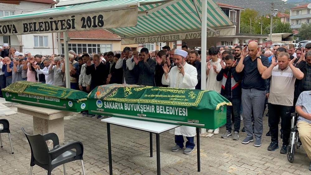 Yanan otomobilde ölen yaşlı çift Konya’dan dönüyormuş 8