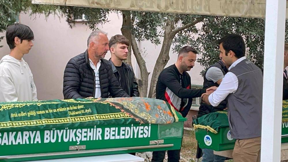 Yanan otomobilde ölen yaşlı çift Konya’dan dönüyormuş 9