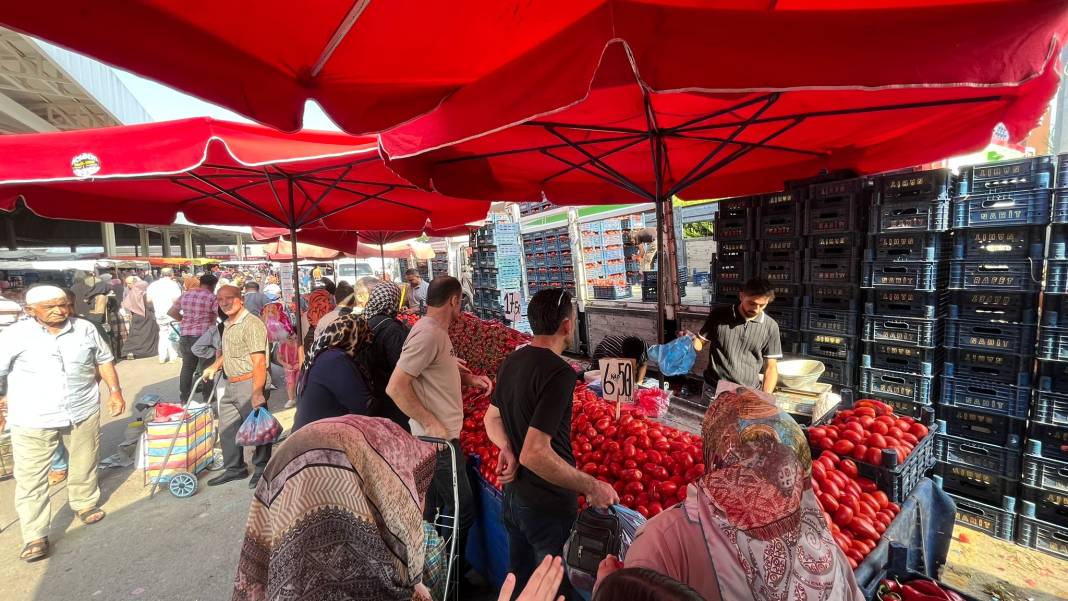 Konya’nın ünlü pazarında kışlık yoğunluğu 14