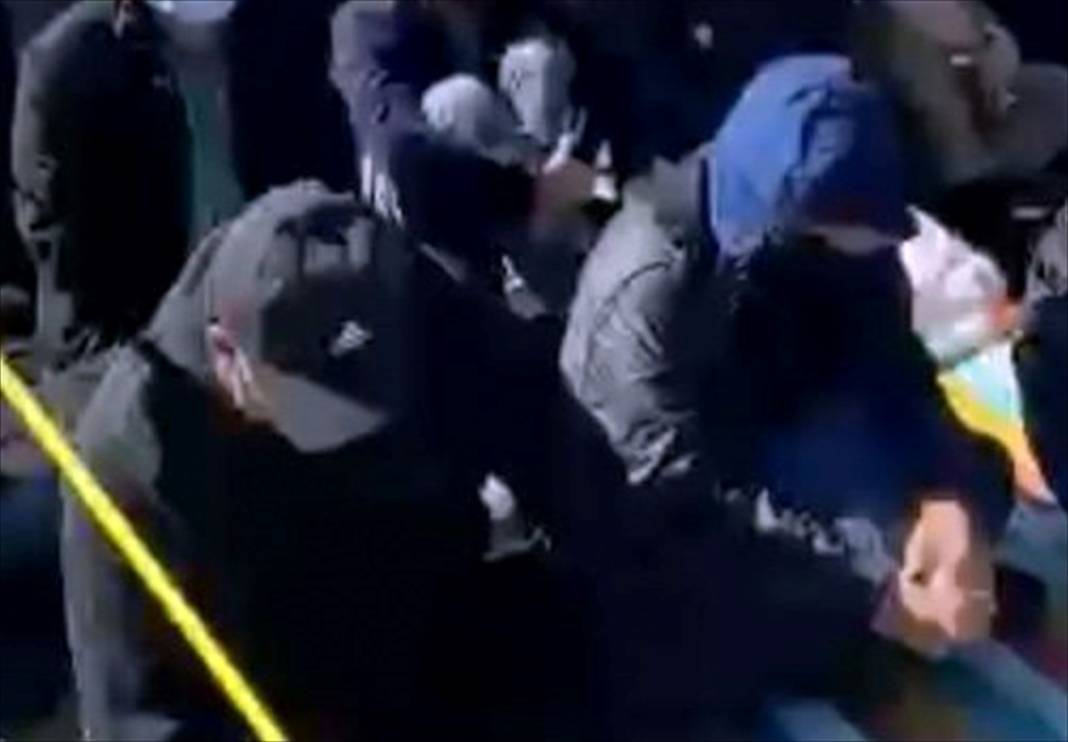 FETÖ'cülerin cenazede yüz gizleme çabası 15