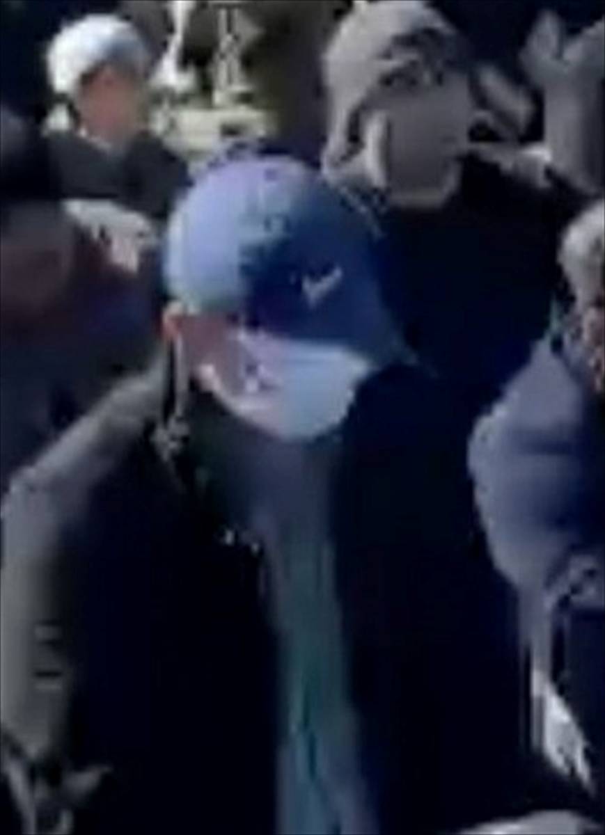 FETÖ'cülerin cenazede yüz gizleme çabası 4