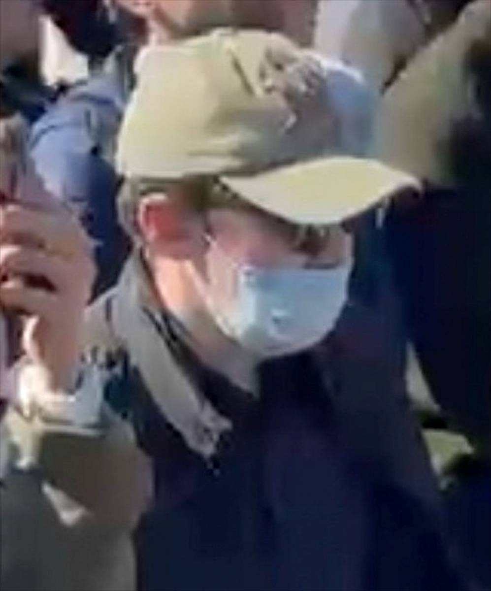 FETÖ'cülerin cenazede yüz gizleme çabası 1