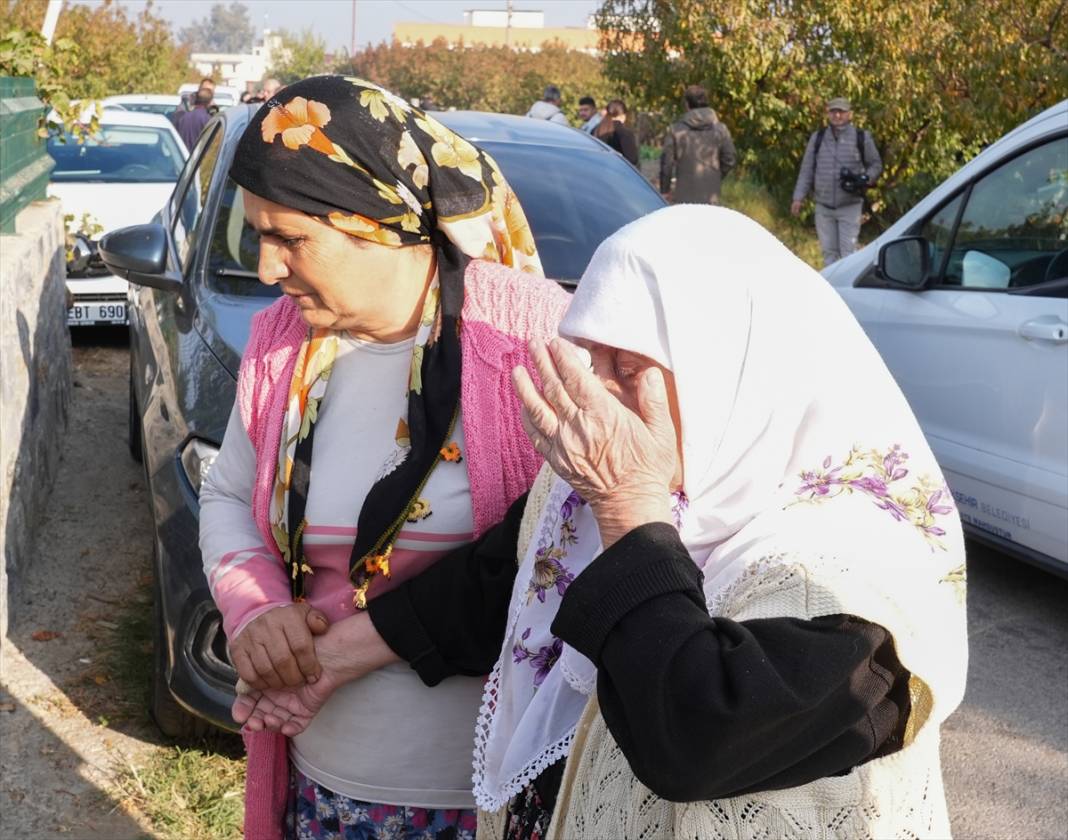 5 kardeşin öldüğü yangın faciası sonrası yürek yakan görüntü 20