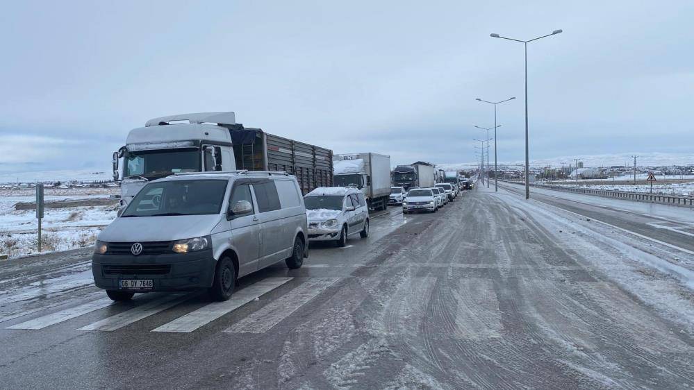 Konya’da kar yağışı ve tipi devam edecek mi? 13