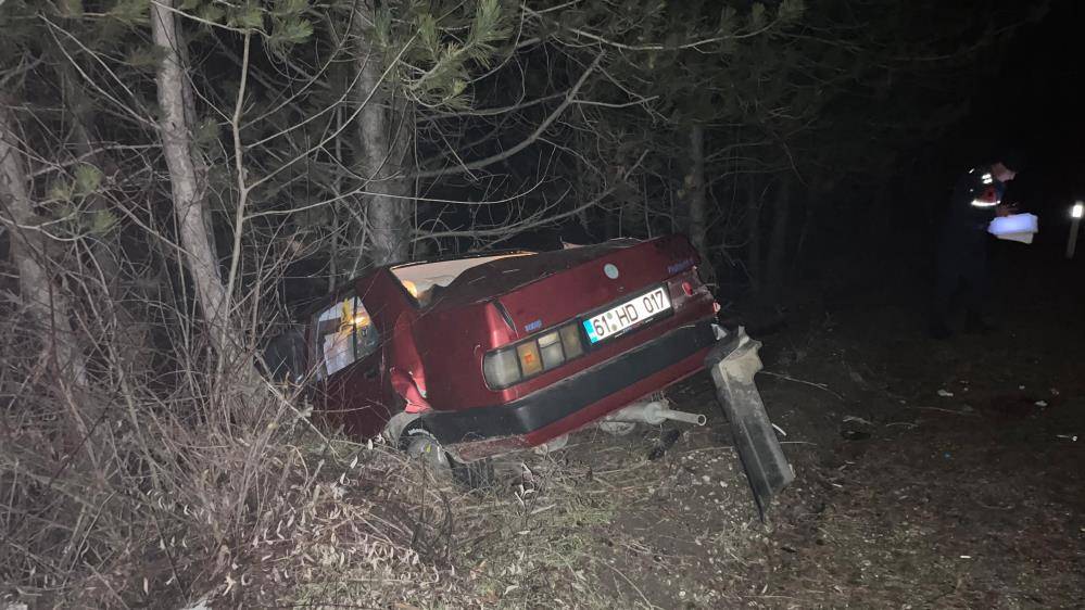 Ağaca çarpan TOFAŞ, 22 yaşındaki gence mezar oldu 7