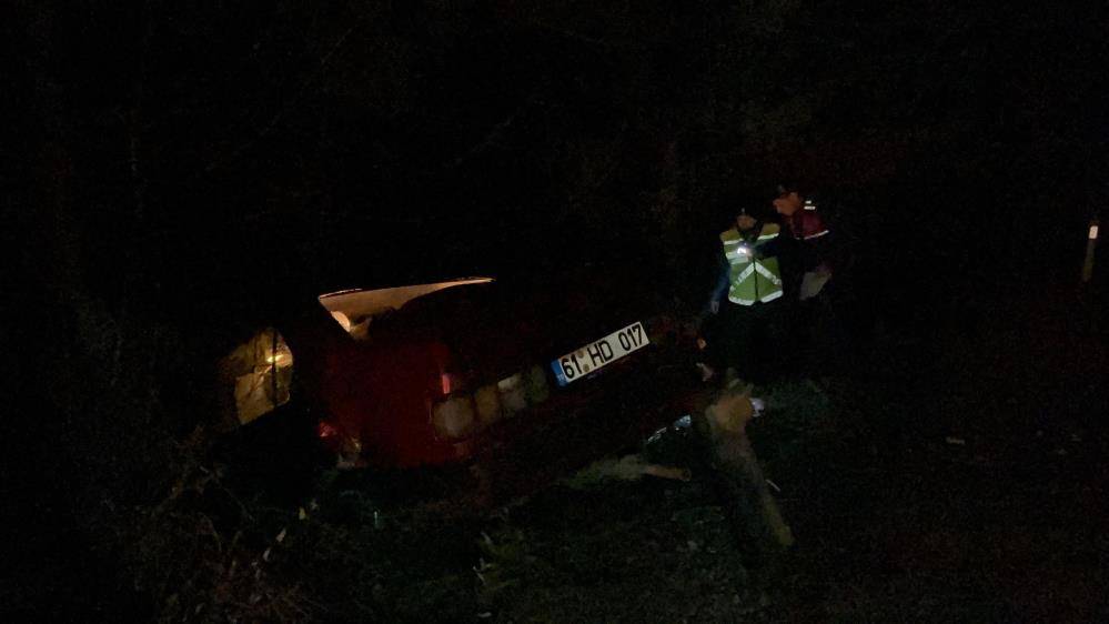 Ağaca çarpan TOFAŞ, 22 yaşındaki gence mezar oldu 8