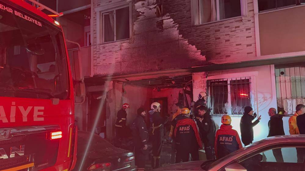 Kocaeli Darıca’da ardı ardına doğalgaz patladı: 14 yaralı 4