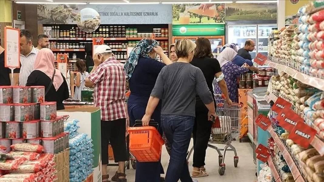 Binlerce şubesi bulunan market yılı kat kat indirimle uğurluyor 31