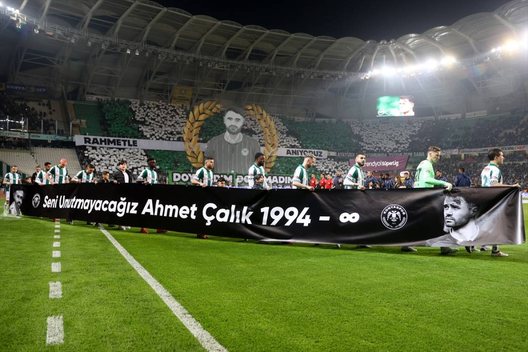 Hakem maçın önüne geçti! Konyaspor - Fenerbahçe maçından kareler 13