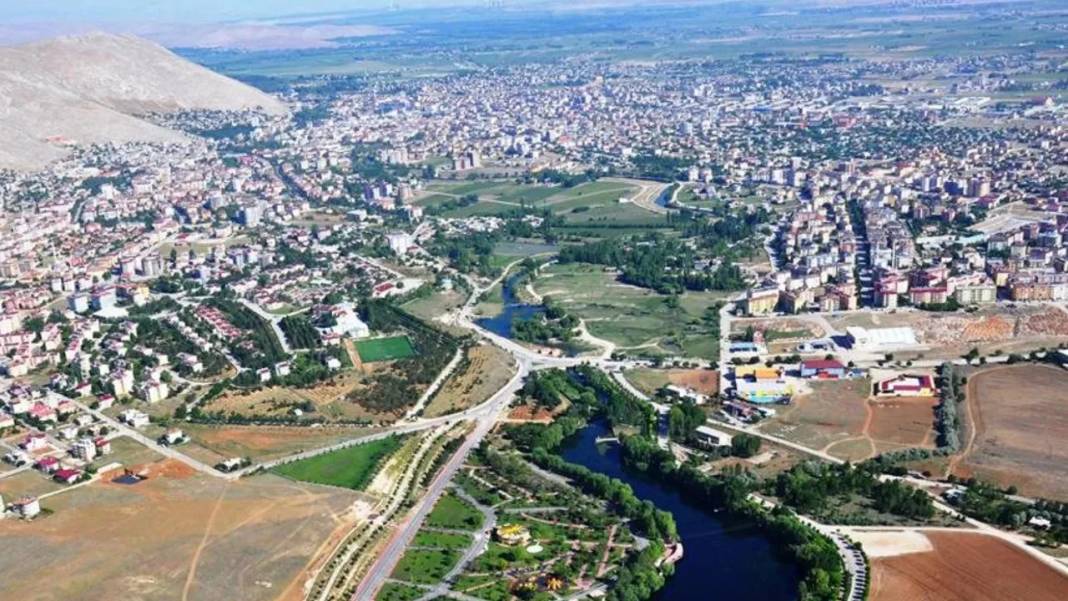 TÜİK'in il olması beklenen ilçeler listesinde Konya da yer aldı 6