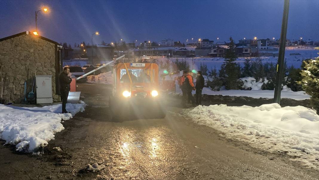 Ali Dağı'na çıkan 4 arkadaş mahsur kaldı 4