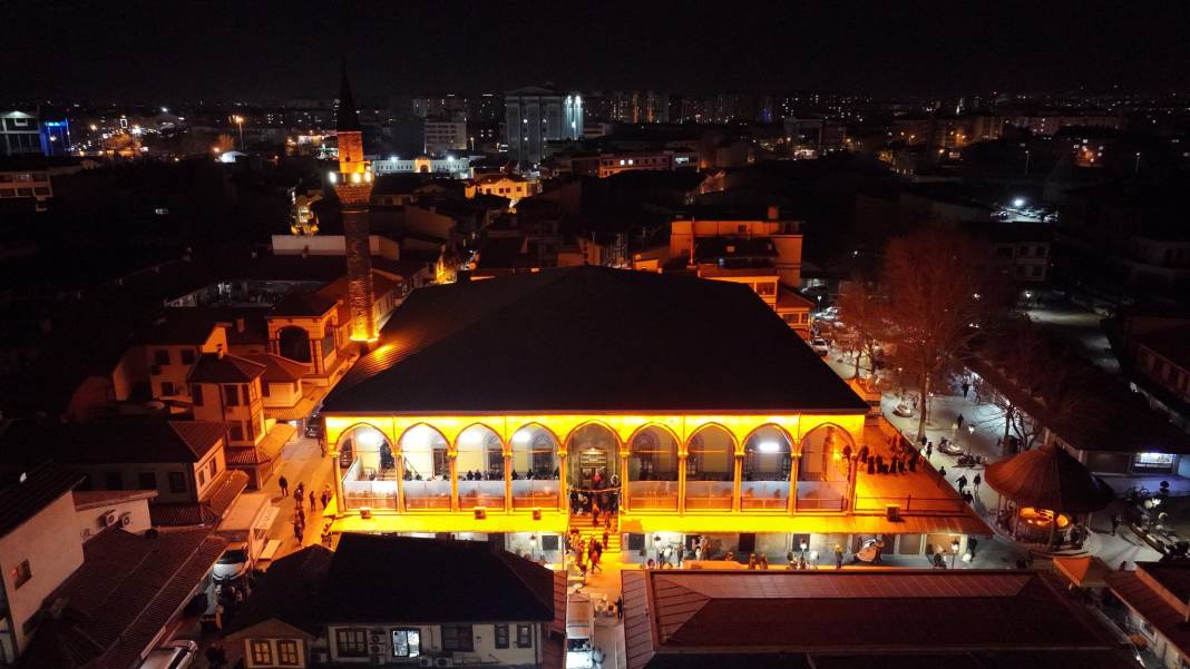 Konya'da Berat Kandili coşkusu 1