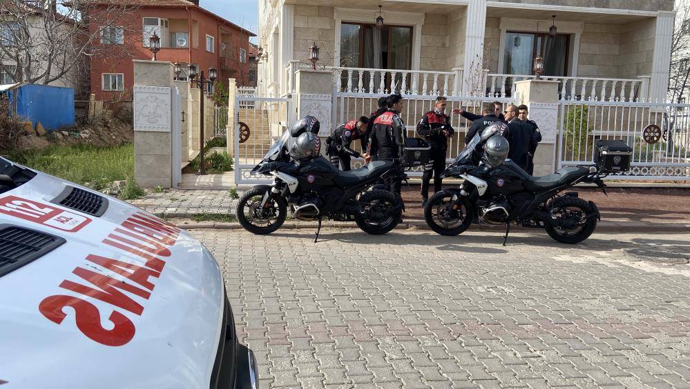 Emekli astsubay çocuğunu odaya kilitledi, karısını öldürüp canına kıydı 9