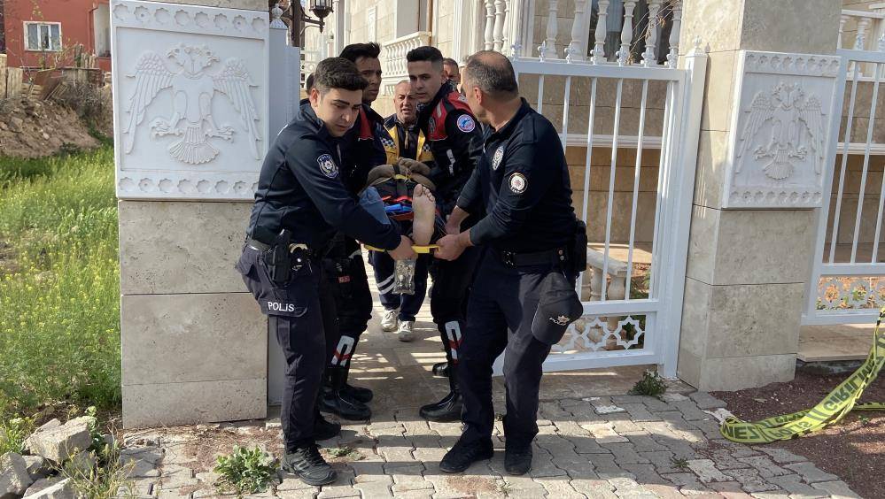 Emekli astsubay çocuğunu odaya kilitledi, karısını öldürüp canına kıydı 11