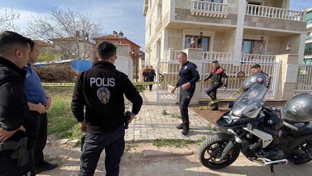 Emekli astsubay çocuğunu odaya kilitledi, karısını öldürüp canına kıydı 1