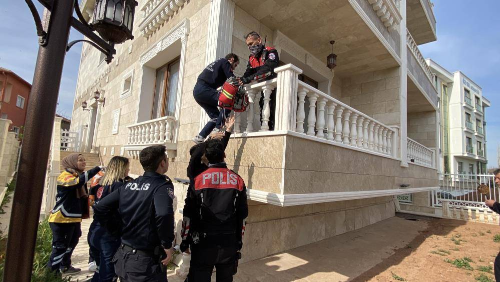 Emekli astsubay çocuğunu odaya kilitledi, karısını öldürüp canına kıydı 3