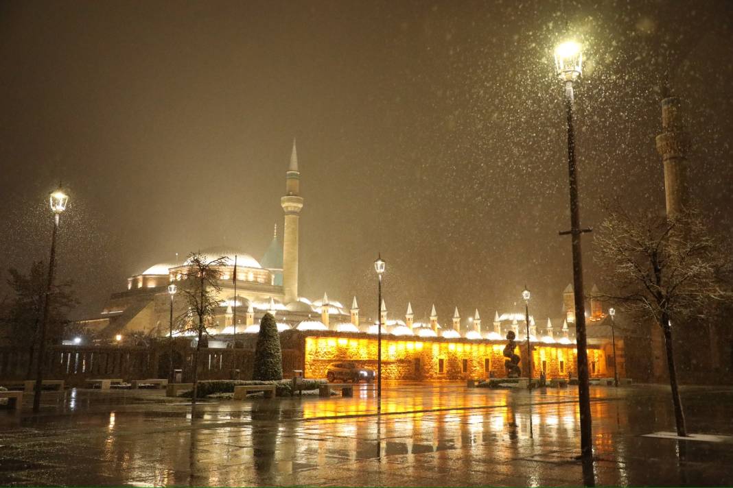 Konya özlediği kışı baharda yaşıyor 35