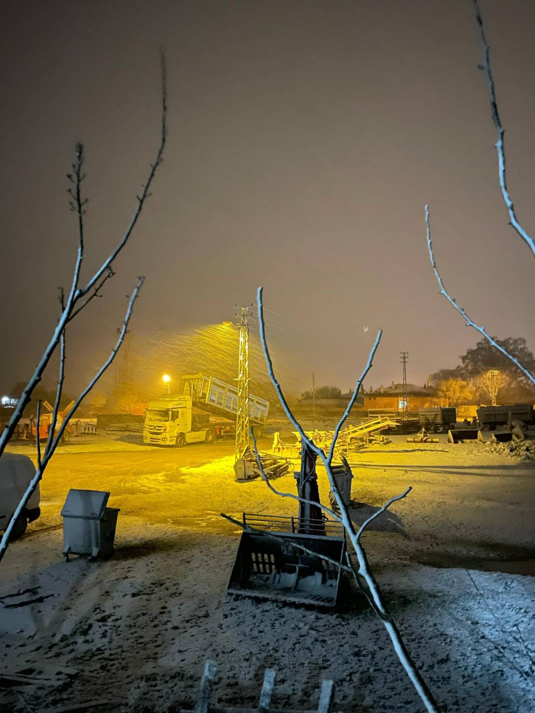Konya özlediği kışı baharda yaşıyor 1
