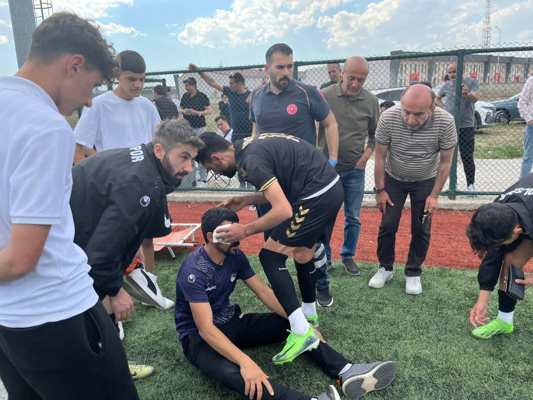 Konya'da amatör maçta büyük kavga 3