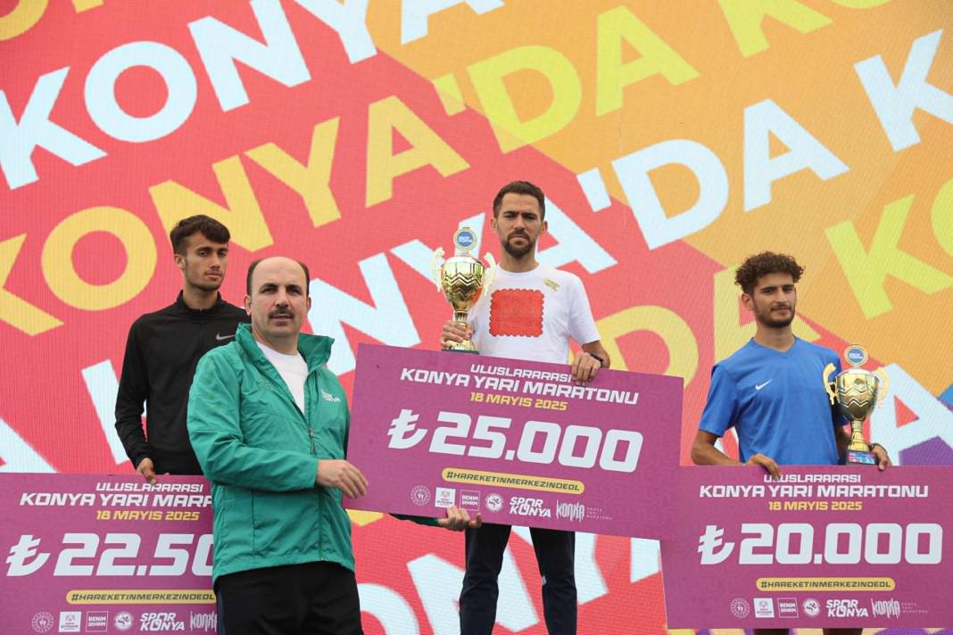 4'üncü Uluslararası Konya Yarı Maratonu nefes kesti 16