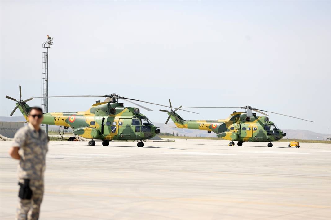 HÜRKUŞ Konya semalarında tarih yazdı 3