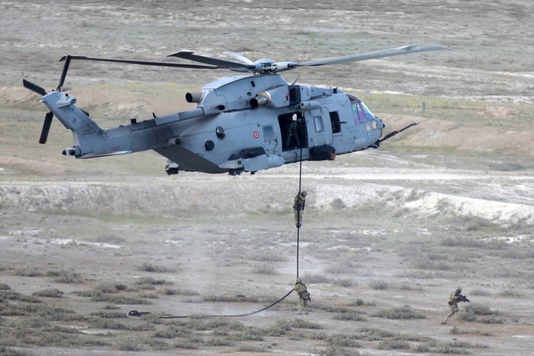 HÜRKUŞ Konya semalarında tarih yazdı 54