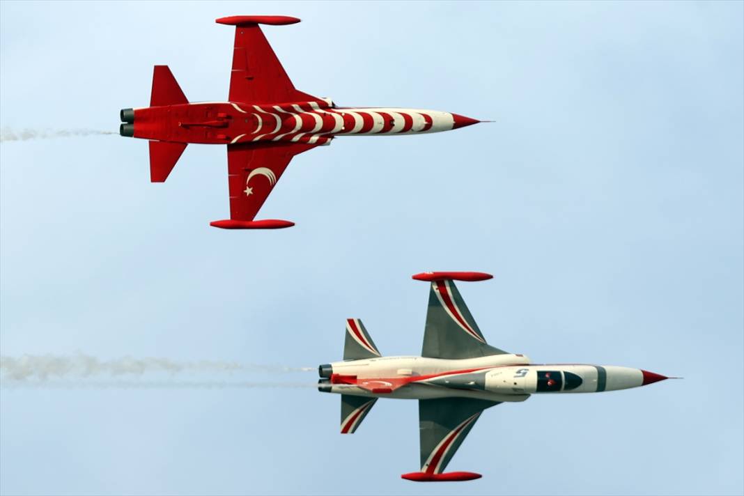 HÜRKUŞ Konya semalarında tarih yazdı 35