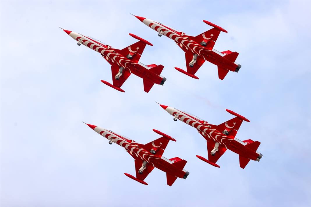 HÜRKUŞ Konya semalarında tarih yazdı 39