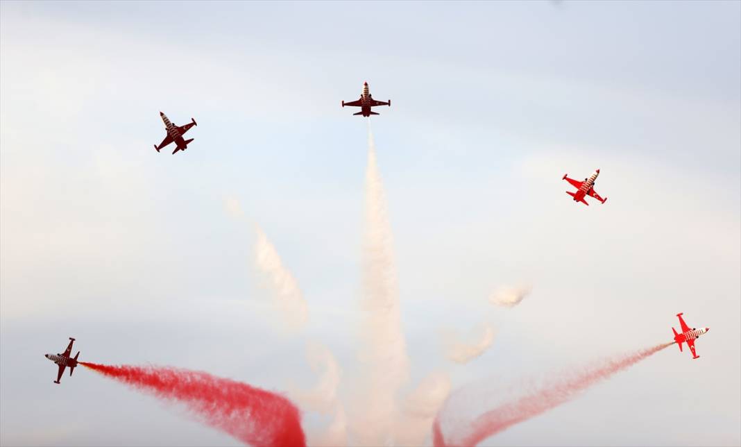 HÜRKUŞ Konya semalarında tarih yazdı 41