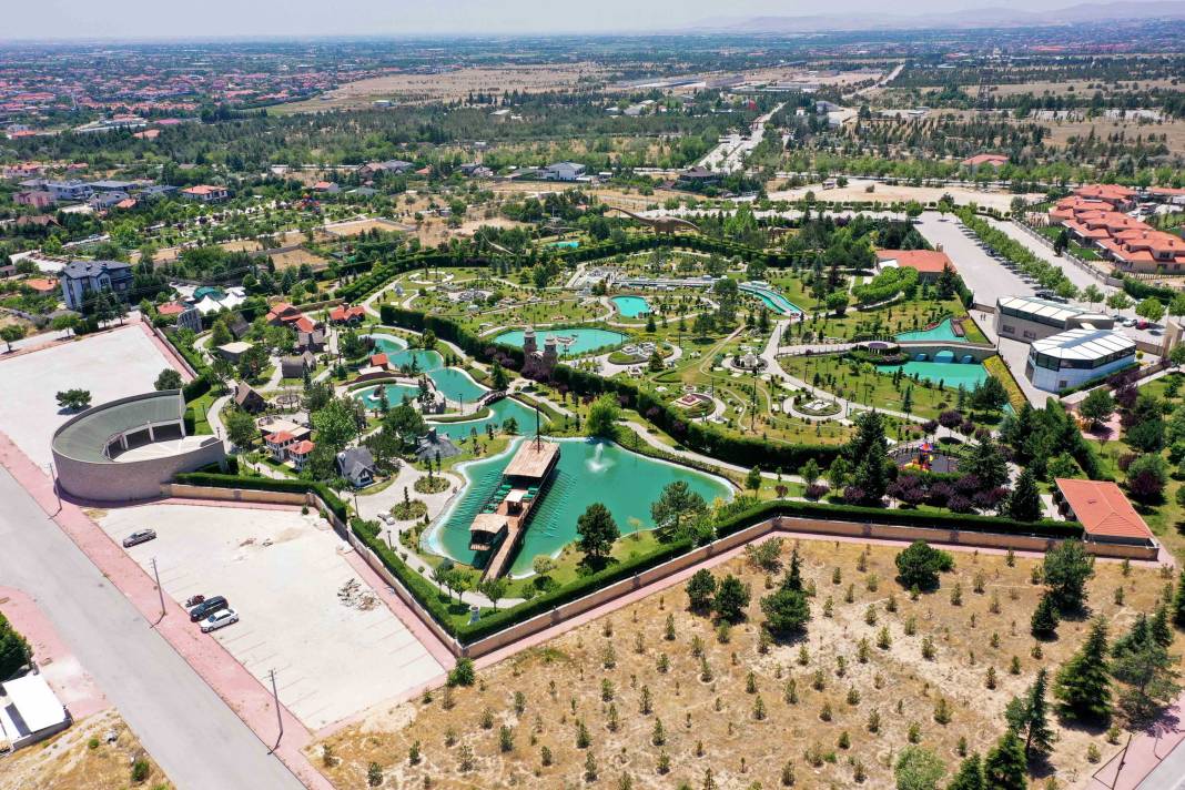 Konya’nın yeşiliyle ünlü ilçesi Meram’da yaz masala dönüşüyor 27