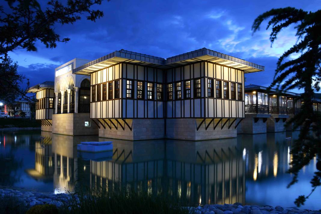 Konya’nın yeşiliyle ünlü ilçesi Meram’da yaz masala dönüşüyor 13